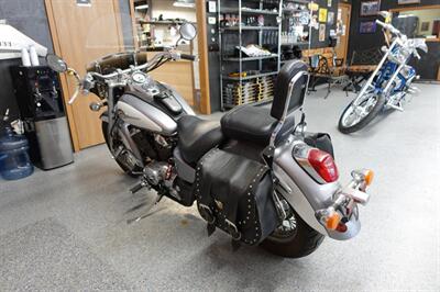 2001 Honda Shadow 750 ACE Deluxe   - Photo 7 - Kingman, KS 67068