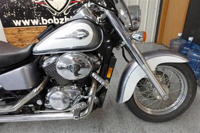 2001 Honda Shadow 750 ACE Deluxe   - Photo 11 - Kingman, KS 67068