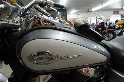 2001 Honda Shadow 750 ACE Deluxe   - Photo 26 - Kingman, KS 67068