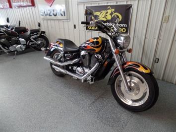 2007 Honda Shadow 1100 Sabre   - Photo 2 - Kingman, KS 67068