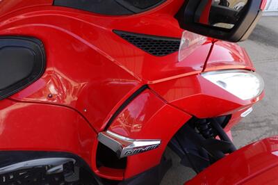 2012 Can Am Spyder RT-S SE5   - Photo 17 - Kingman, KS 67068