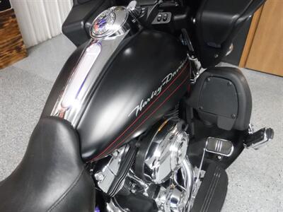 2012 Harley-Davidson Road Glide Custom   - Photo 18 - Kingman, KS 67068