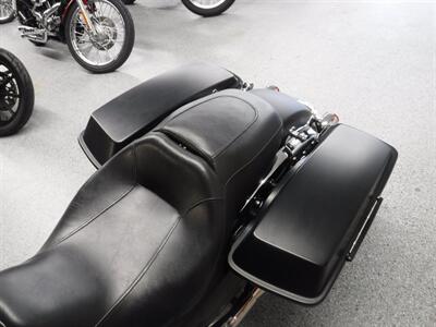 2012 Harley-Davidson Road Glide Custom   - Photo 30 - Kingman, KS 67068