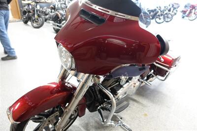 2017 Harley-Davidson Street Glide - Photo 14 - Kingman, KS 67068