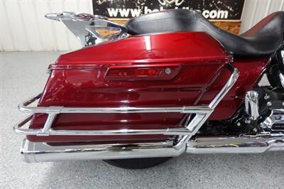 2017 Harley-Davidson Street Glide - Photo 8 - Kingman, KS 67068