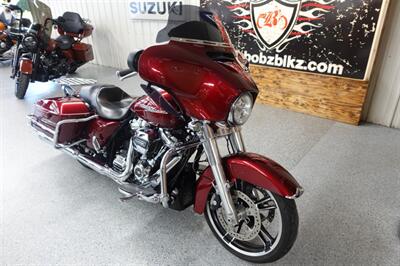 2017 Harley-Davidson Street Glide - Photo 2 - Kingman, KS 67068