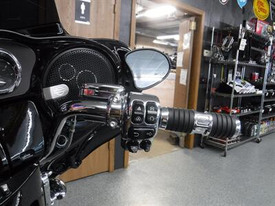 2021 Harley-Davidson Street Glide CVO   - Photo 31 - Kingman, KS 67068