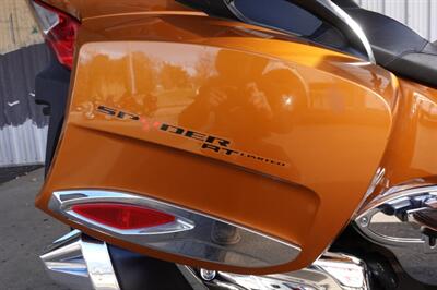 2014 Can-Am Spyder RT Limited SE6   - Photo 32 - Kingman, KS 67068