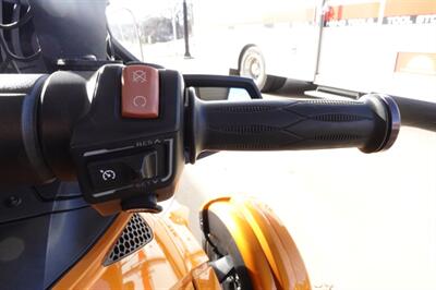2014 Can-Am Spyder RT Limited SE6   - Photo 57 - Kingman, KS 67068
