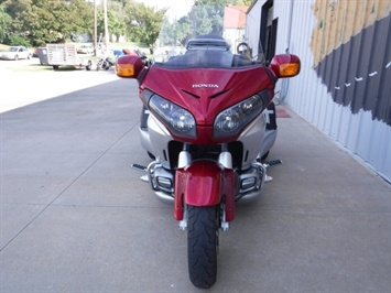 2012 Honda Gold Wing 1800 Trike Roadsmith IRS   - Photo 4 - Kingman, KS 67068