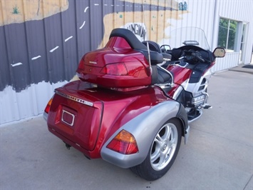 2012 Honda Gold Wing 1800 Trike Roadsmith IRS   - Photo 11 - Kingman, KS 67068