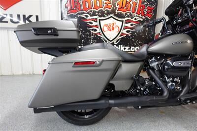 2019 Harley-Davidson Street Glide Special   - Photo 16 - Kingman, KS 67068