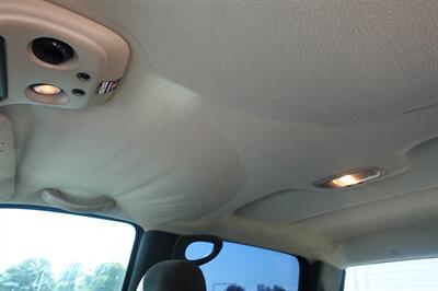 2005 Chevrolet Silverado 2500 HD Crew Cab - Photo 38 - Kingman, KS 67068
