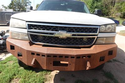 2005 Chevrolet Silverado 2500 HD Crew Cab - Photo 26 - Kingman, KS 67068