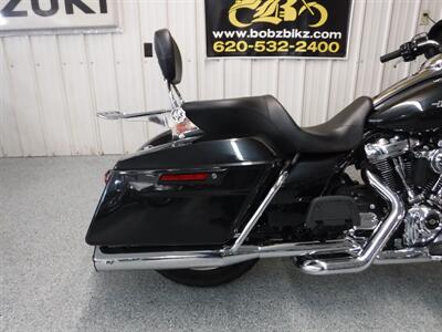 2018 Harley-Davidson Street Glide - Photo 10 - Kingman, KS 67068