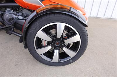 2015 Can Am Spyder F3-S SE6   - Photo 9 - Kingman, KS 67068