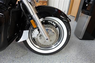 2005 Yamaha Royal Star Tour Deluxe   - Photo 10 - Kingman, KS 67068