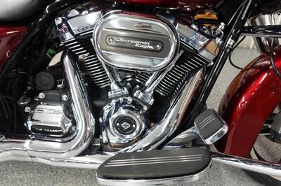 2017 Harley-Davidson Street Glide   - Photo 14 - Kingman, KS 67068