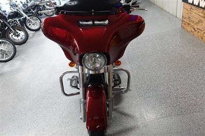 2017 Harley-Davidson Street Glide   - Photo 3 - Kingman, KS 67068