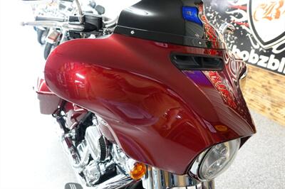 2017 Harley-Davidson Street Glide   - Photo 13 - Kingman, KS 67068