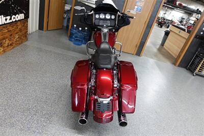 2017 Harley-Davidson Street Glide   - Photo 7 - Kingman, KS 67068
