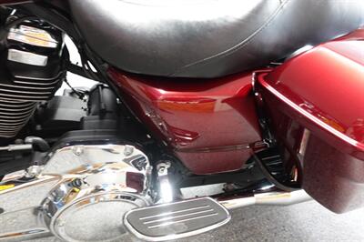 2017 Harley-Davidson Street Glide   - Photo 33 - Kingman, KS 67068