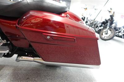 2017 Harley-Davidson Street Glide   - Photo 34 - Kingman, KS 67068