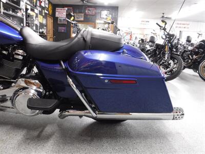 2017 Harley-Davidson Road Glide Special   - Photo 19 - Kingman, KS 67068