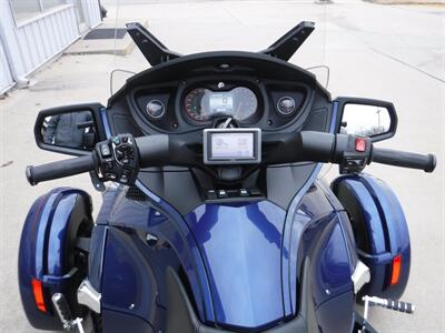 2016 Can Am Spyder RT Limited SE6   - Photo 12 - Kingman, KS 67068