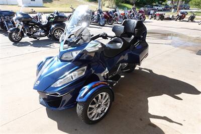 2016 Can Am Spyder RT Limited SE6 - Photo 4 - Kingman, KS 67068