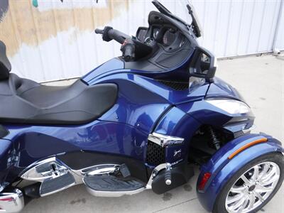 2016 Can Am Spyder RT Limited SE6   - Photo 6 - Kingman, KS 67068