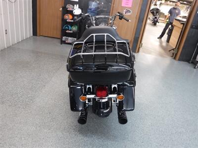 2014 Harley-Davidson Road KIng   - Photo 12 - Kingman, KS 67068