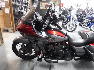 2019 Harley-Davidson Road Glide CVO   - Photo 16 - Kingman, KS 67068