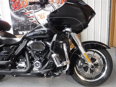 2017 Harley-Davidson Road Glide Ultra   - Photo 9 - Kingman, KS 67068