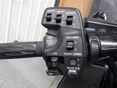 2004 Honda Gold Wing 1800 ABS   - Photo 18 - Kingman, KS 67068