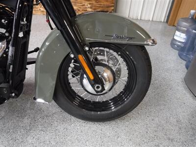 2021 Harley-Davidson Softail Heritage Classic 114   - Photo 9 - Kingman, KS 67068