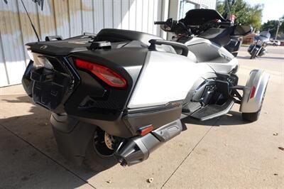 2023 Can Am Spyder RT SE6   - Photo 8 - Kingman, KS 67068