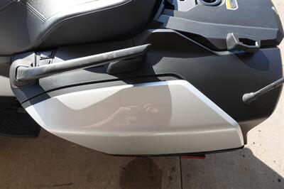 2023 Can Am Spyder RT SE6   - Photo 30 - Kingman, KS 67068