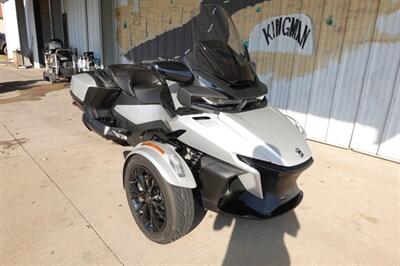2023 Can Am Spyder RT SE6   - Photo 2 - Kingman, KS 67068