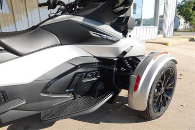2023 Can Am Spyder RT SE6   - Photo 10 - Kingman, KS 67068