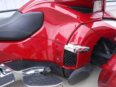 2015 Can Am Spyder RT Limited SE6   - Photo 7 - Kingman, KS 67068