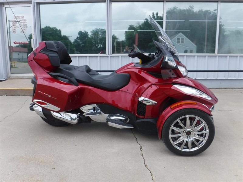 2015 Can Am Spyder RT Limited SE6   - Photo 1 - Kingman, KS 67068