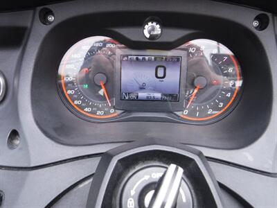 2015 Can Am Spyder RT Limited SE6   - Photo 17 - Kingman, KS 67068
