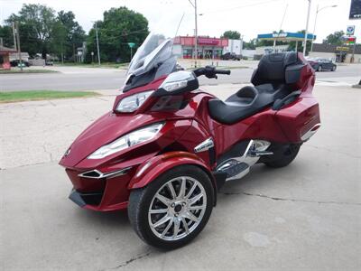 2015 Can Am Spyder RT Limited SE6   - Photo 12 - Kingman, KS 67068