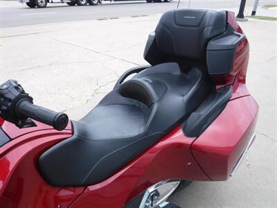 2015 Can Am Spyder RT Limited SE6   - Photo 19 - Kingman, KS 67068