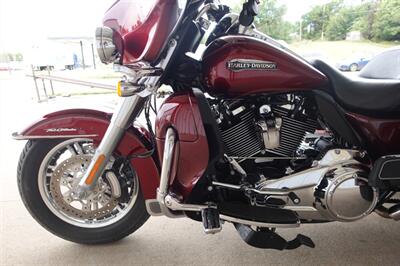 2017 Harley-Davidson Tri Glide   - Photo 16 - Kingman, KS 67068