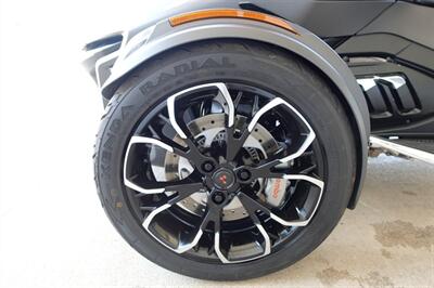 2022 Can-Am Spyder RT Limited SE6   - Photo 39 - Kingman, KS 67068