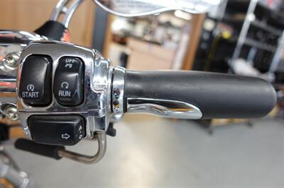 2004 Harley-Davidson Softail Deuce CVO   - Photo 36 - Kingman, KS 67068