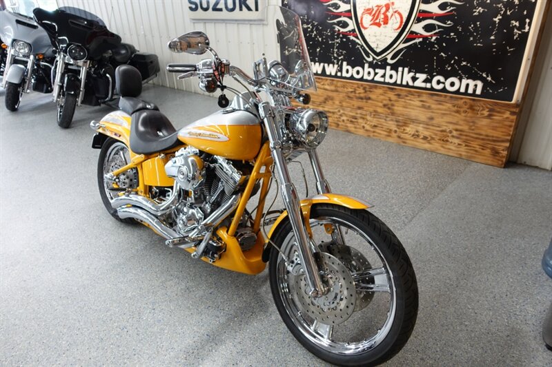 2004 Harley-Davidson Softail Deuce CVO  