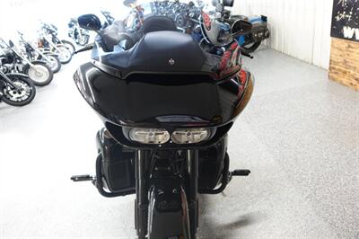 2023 Harley-Davidson Road Glide Limited   - Photo 3 - Kingman, KS 67068